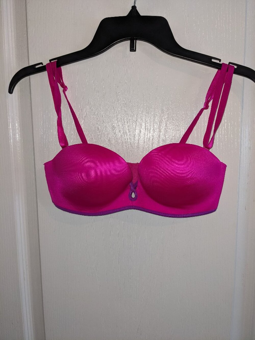 Victoria's Secret Bombshell Padded Strapless Bra Sz 34A